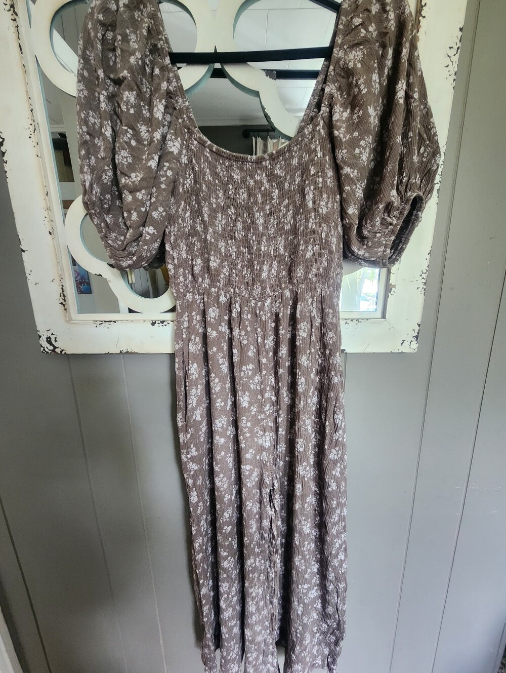 Smocked Puff-Sleeve  jumpsuit  in Taupe Floral